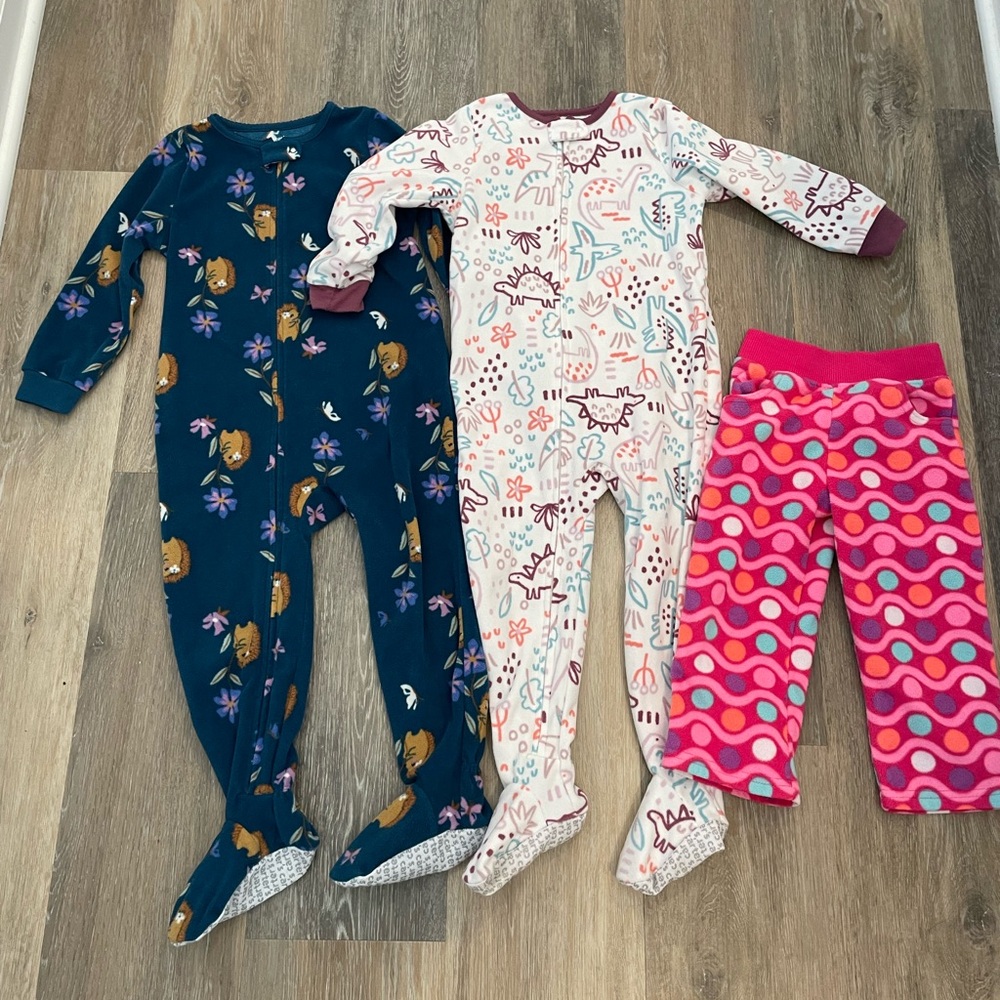 3T Lot of Carters Fleece Footie Pajamas
